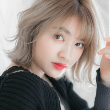 ブリーチ毛に縮毛矯正はできるのかを解説する自然なストレートヘアの仕上がり